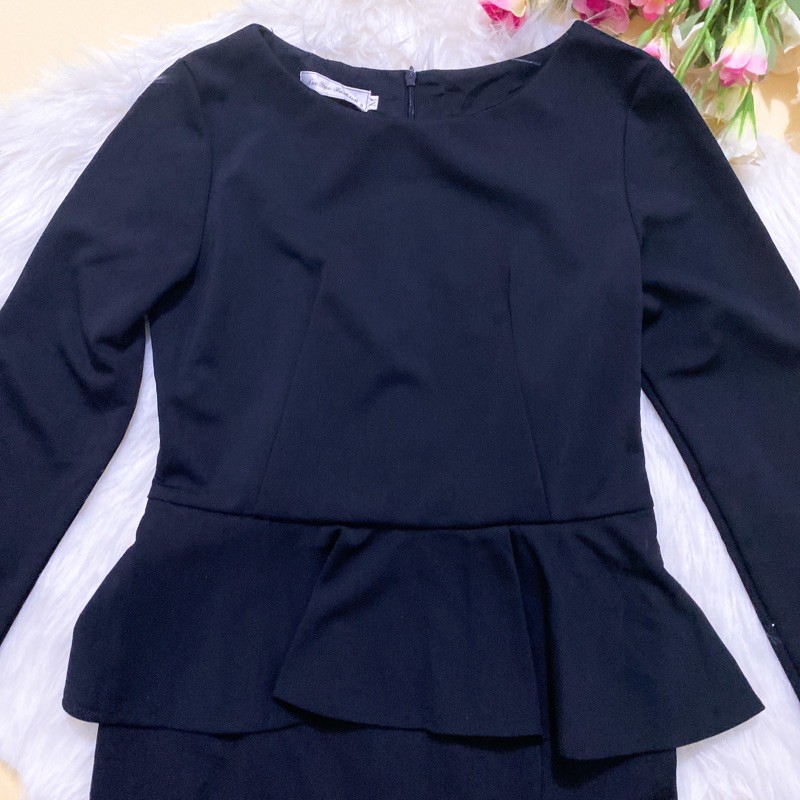 Size M đầm thun body peplum xẻ tà trước sang trọng