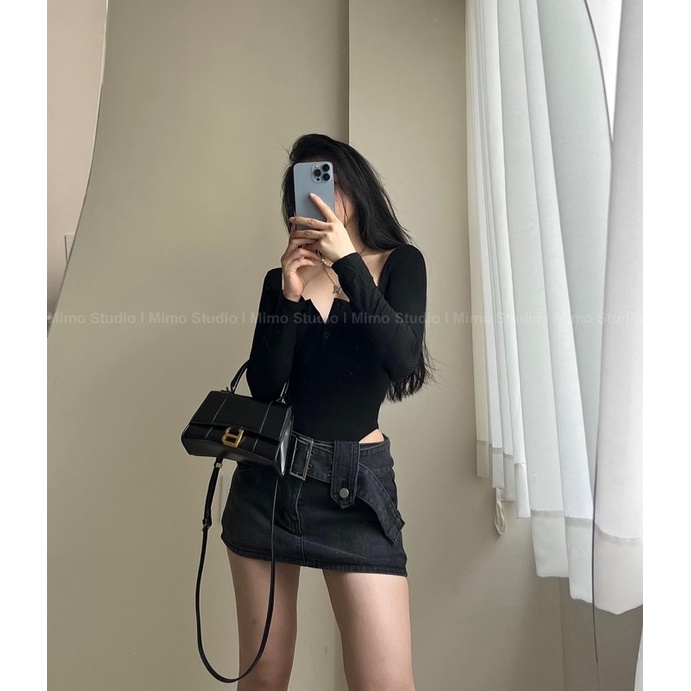 Áo bodysuit dài tay phối nút