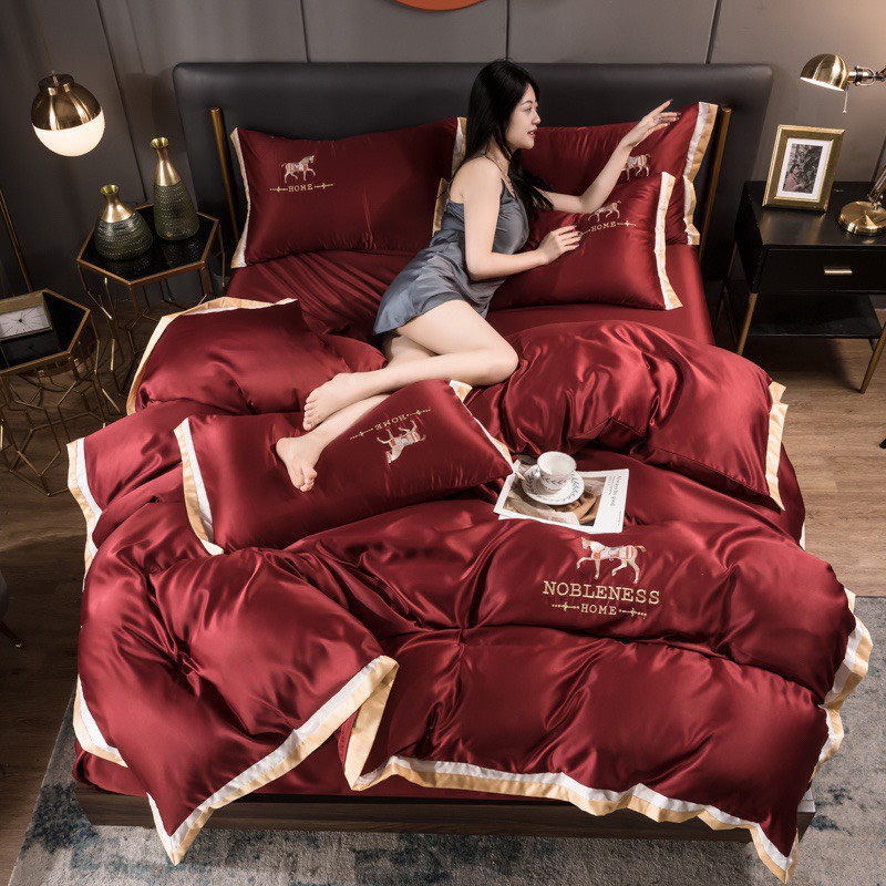 Trọn Bộ Chăn Ga Vỏ Gối Lụa Cotton Hoàng Gia - Họa Tiết Chú Ngựa Nobleness Home