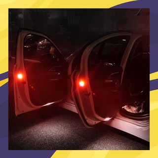 Đèn led cảnh báo mở cửa xe