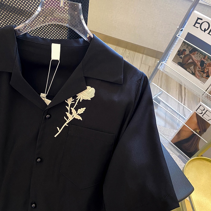 Áo Sơ Mi Nữ Ngắn Tay Màu Đen Thêu Hoa Hồng Thời Trang