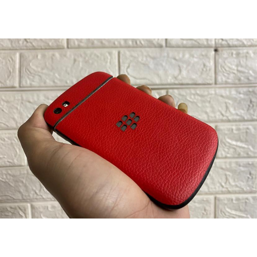 Dán da lưng ĐT Blackberry Q10 trơn không các màu