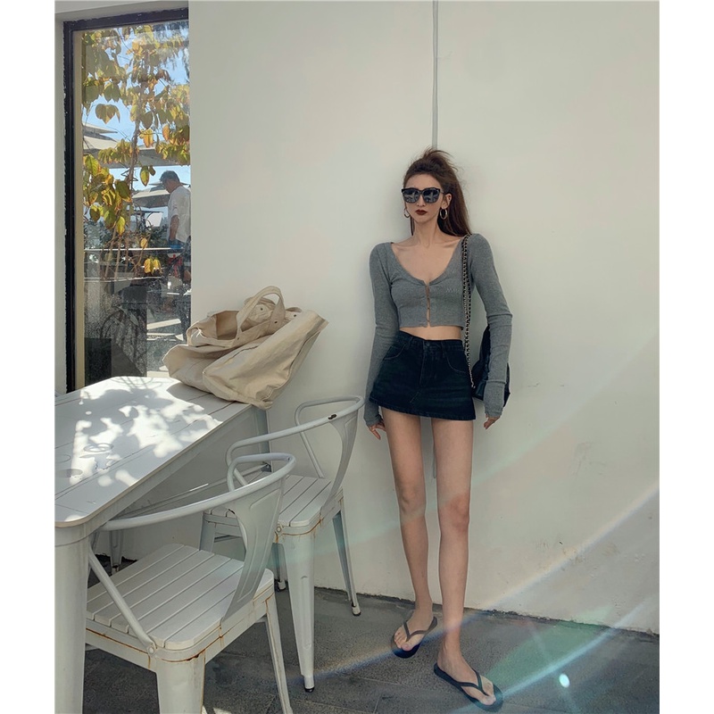 Chân váy denim ngắn lưng cao dáng chữ A trẻ trung năng động cho nữ