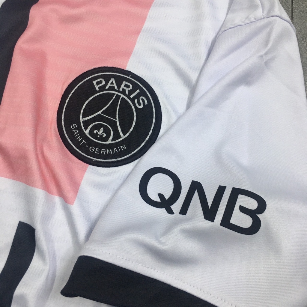 Bộ quần áo Messi PSG trắng hồng sân khách 2022