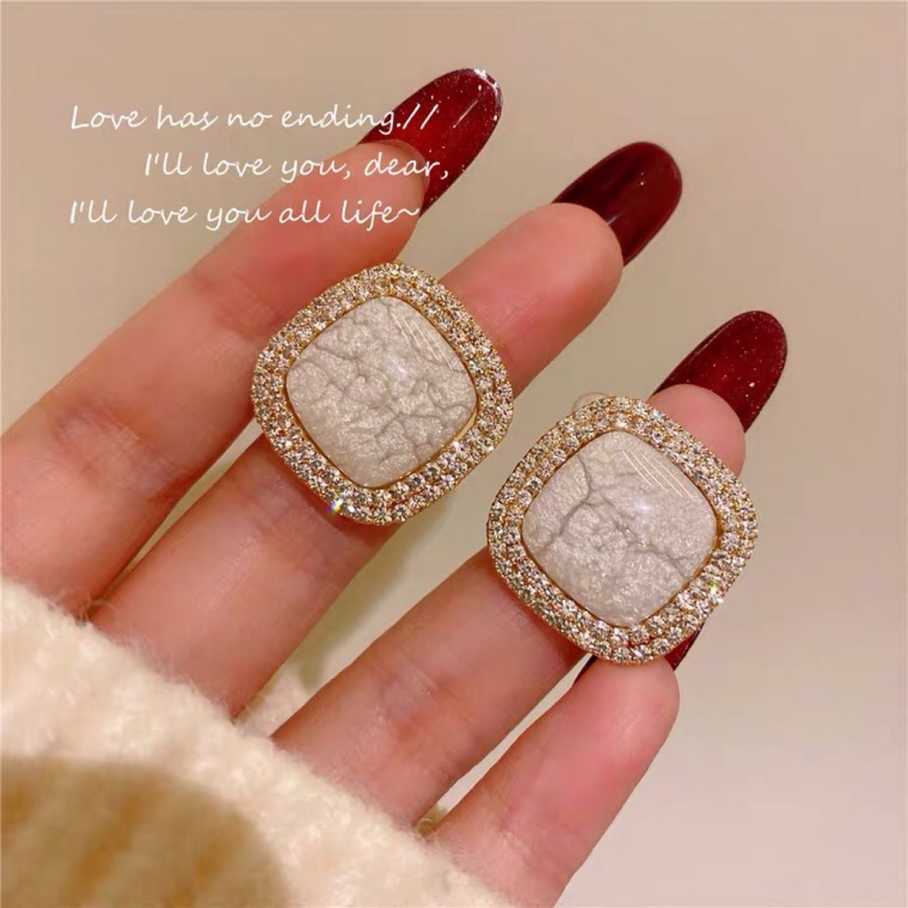 Khuyên Tai Đính Đá Sang Trọng Cho Nữ