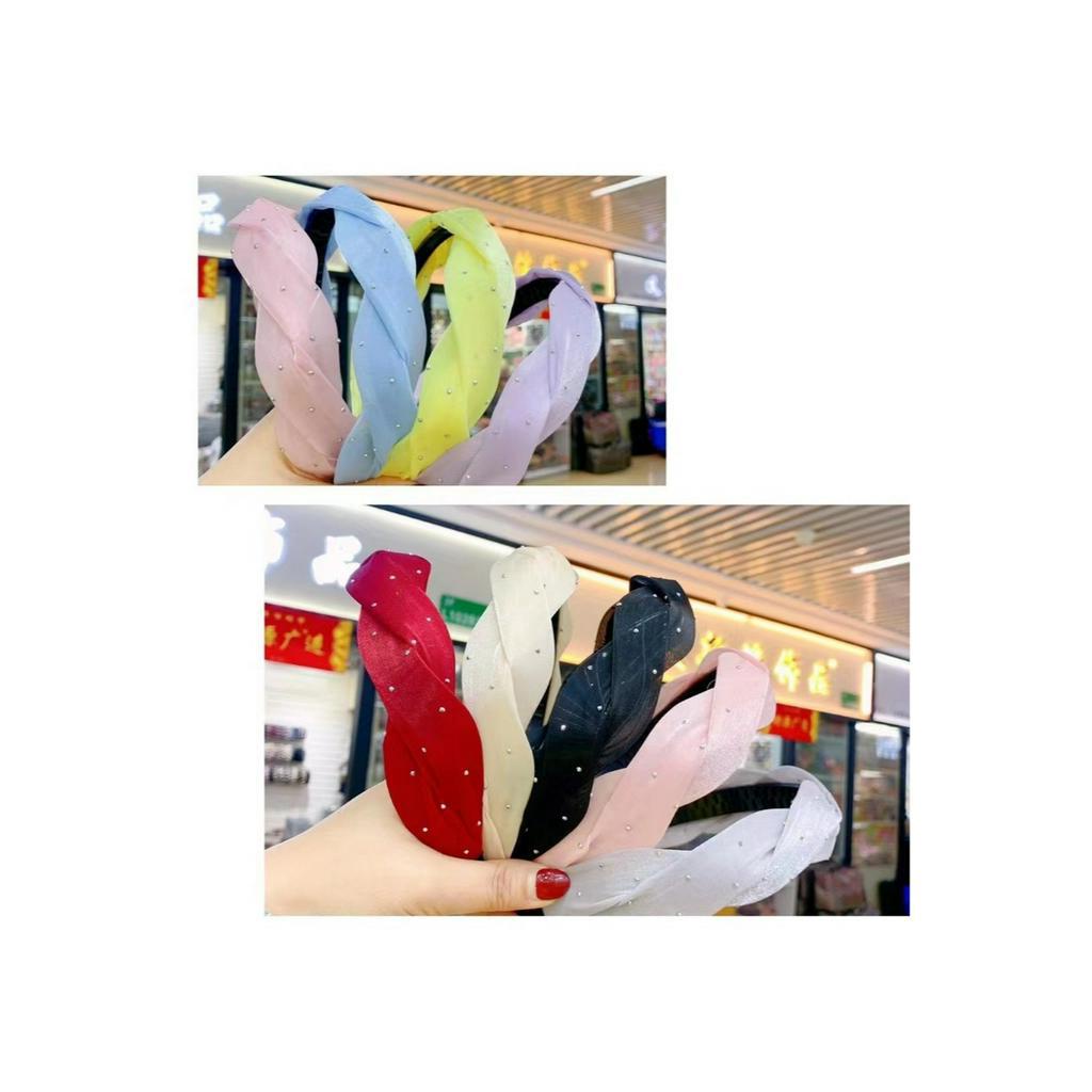 Cài xoắn đính hạt nhũ lấp lánh