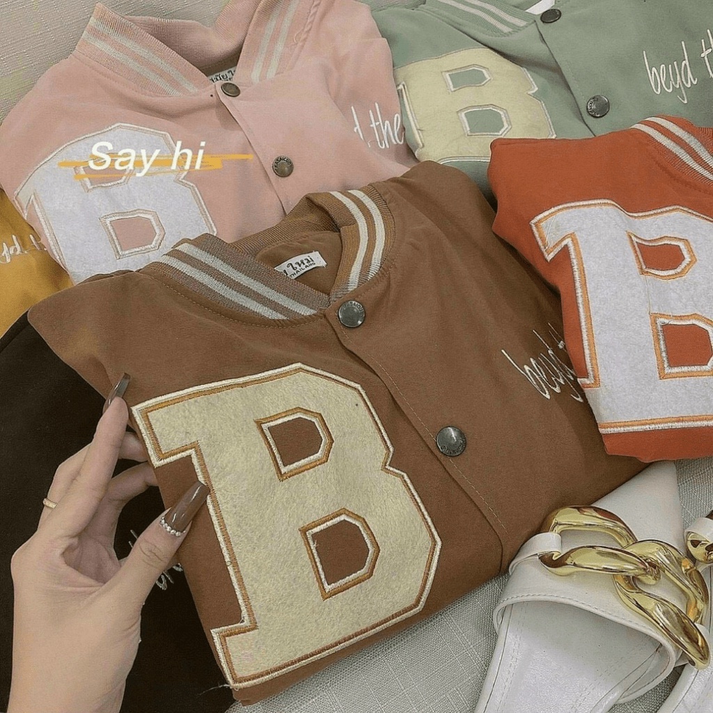 Áo Khoác Bomber Croptop Nữ Chất Da Lộn Phối Viền Cổ Logo Chữ B Thêu Nổi Form Rộng Mặc Đẹp Che Nắng Tốt [NEW UNISEX]