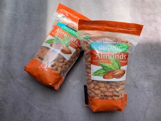 Hạnh nhân hữu cơ Kirkland 771g