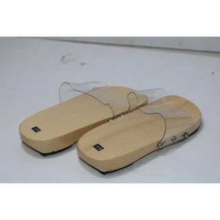 Guốc gỗ bà ba - Guốc gỗ bà ba dễ thương dành cho bé