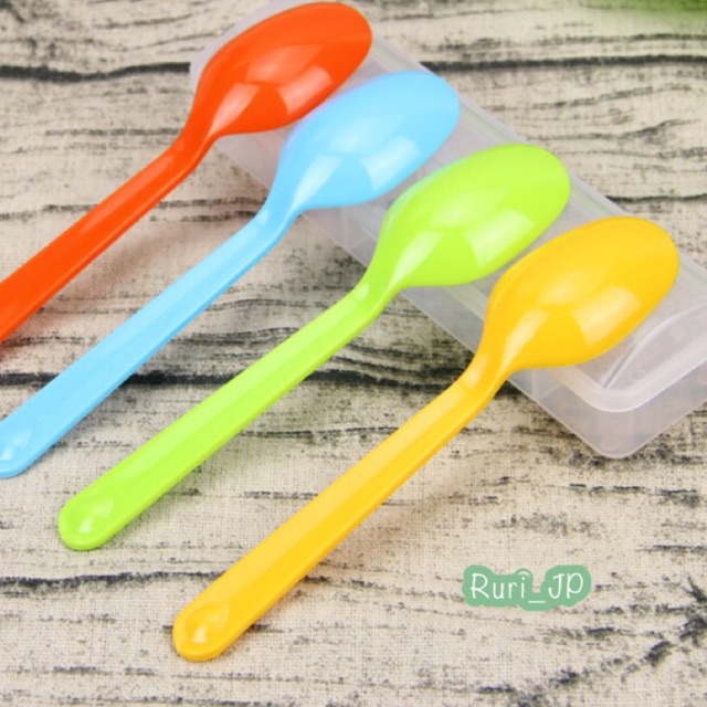 Set 4 bộ muỗng (thìa), dĩa (nĩa) kèm hộp INOMATA NHẬT BẢN màu sắc nhựa an toàn cho bé văn phòng