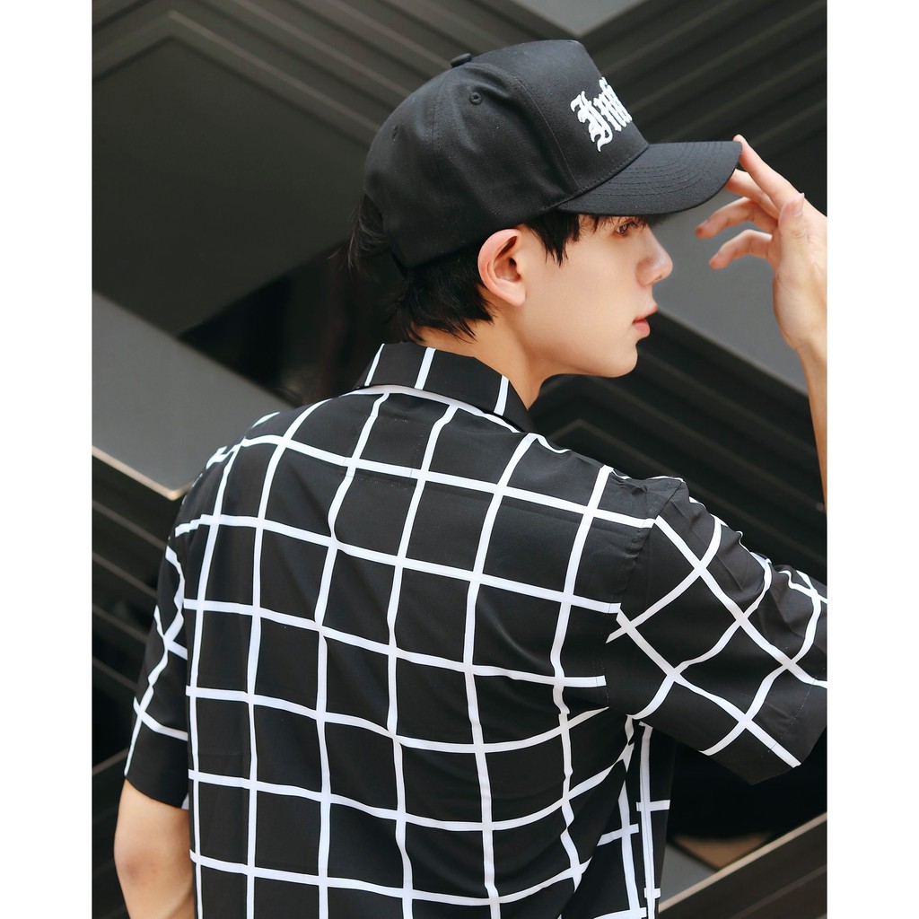 Set Bộ Nam, Sơ Mi-Quần Đùi Đen Sọc Thời Trang Cao Cấp, Chất Vải Cotton Lụa, INF SB000763, SOMEHOW