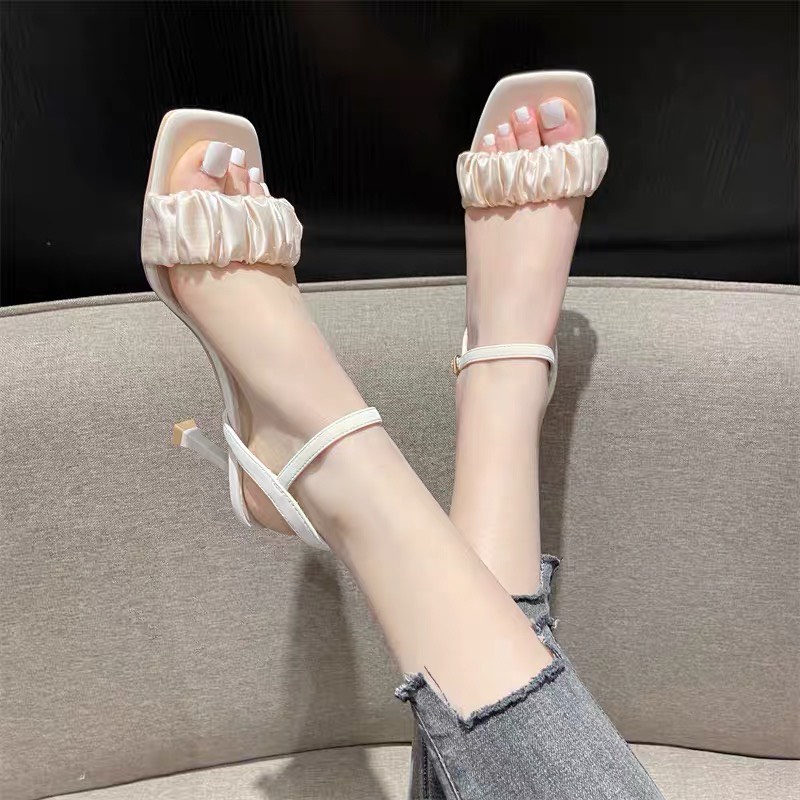 Giày cao gót nhọn 7p quai dún ren vòng cung hở gót