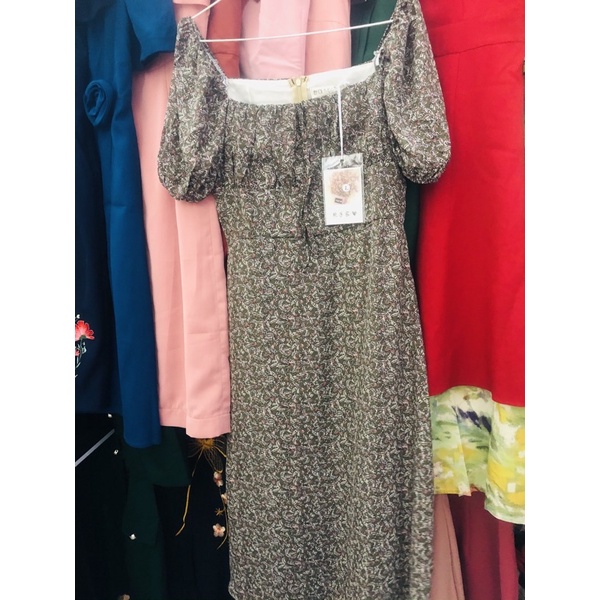 Váy von hoa nhí ưu đãi 125k