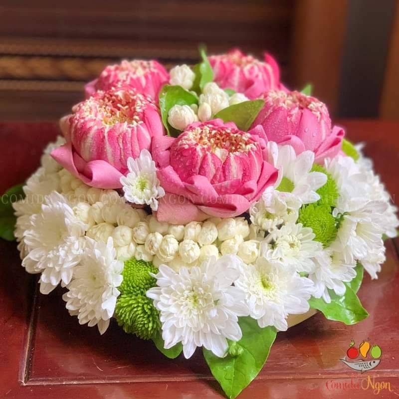 Mẹt hoa dâng lễ