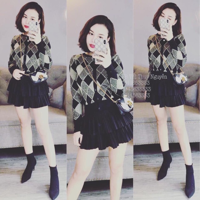 Áo len kẻ caro