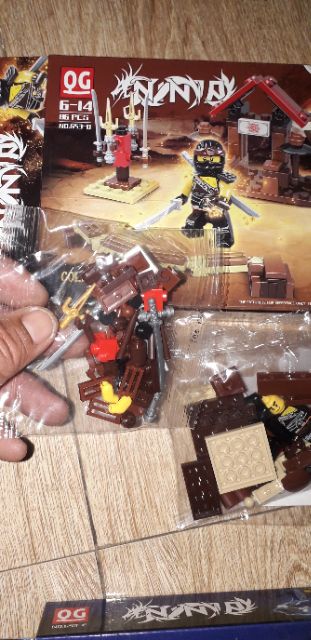 Lắp ráp 1 hộp LegoNinja rồng QD653 có nhiều chi tiết