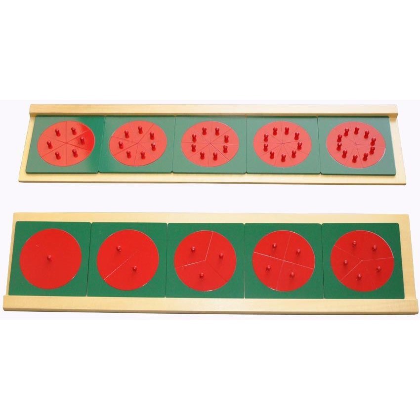 Giáo cụ Montessori bản quốc tế - Metal Fraction Circles with two Stands