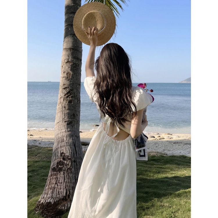 váy hở lưng cách điệu siêu xinh mùa hè 2022