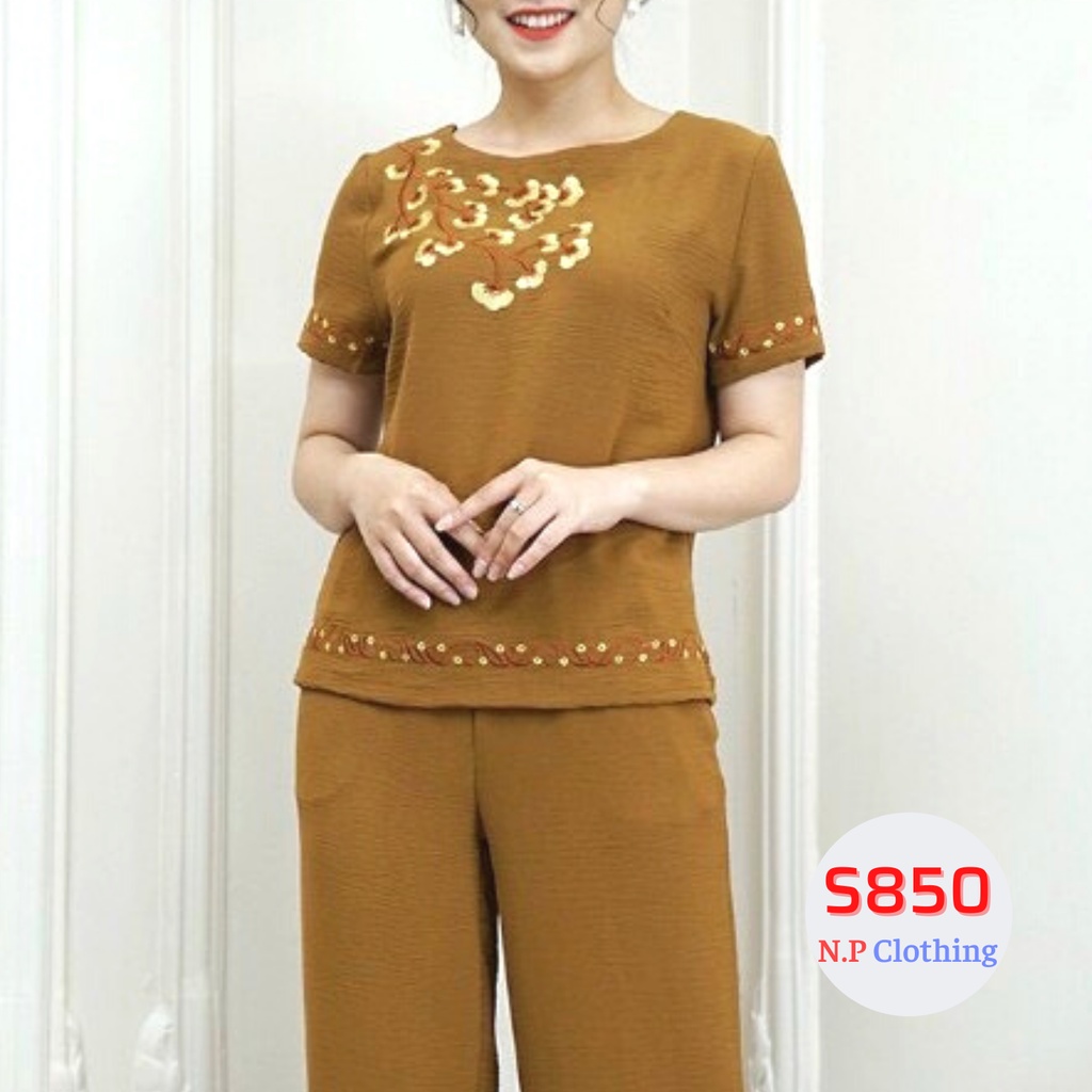 Đồ Bộ Trung Niên Mặc Nhà S850, Mẫu Đồ Mặc Nhà Cao Cấp Cho Mẹ Bộ Quần Ống Rộng 9 Tấc, Áo Đũi Thêu Cành Mai Bigsize