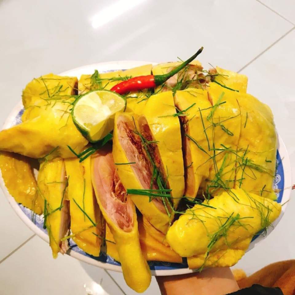 Gà ủ muối hoa tiêu, gà hun khói 0.5 con
