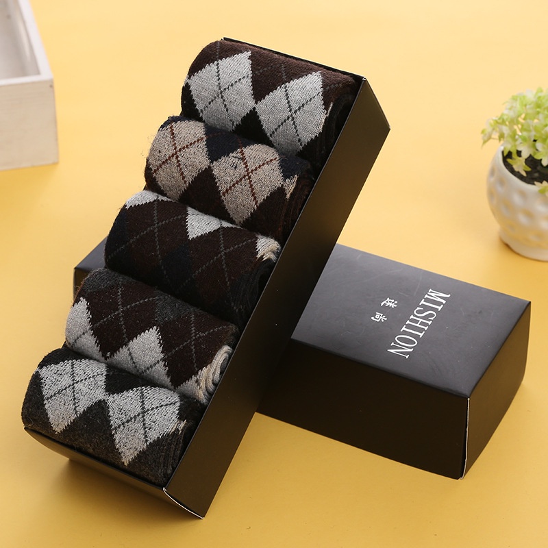 Set 5 đôi tất len họa tiết cao cổ đi giày tây