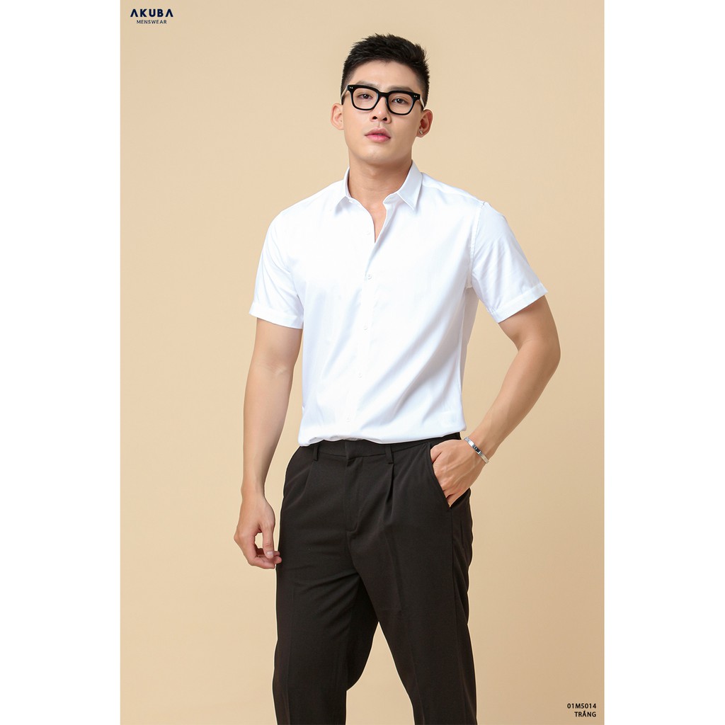 Áo sơ mi nam tay ngắn trơn AKUBA form slimfit, chất liệu cotton, vải mịn, cứng form 01M5014 | BigBuy360 - bigbuy360.vn