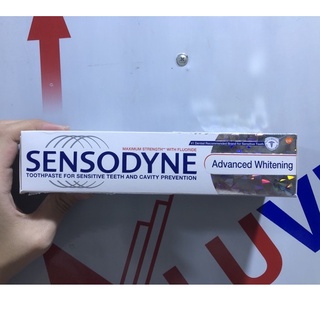 Kem Đánh Răng Trắng Răng Giảm Ê Buốt Sensodyne Advanced Whitening 184g