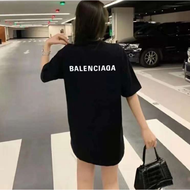 Áo thun đôi Unisex nam nữ, áo phông cặp chất liệu Cotton oversize form rộng balen