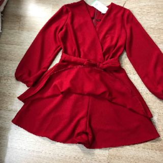 Jum đỏ tầng thắt eo