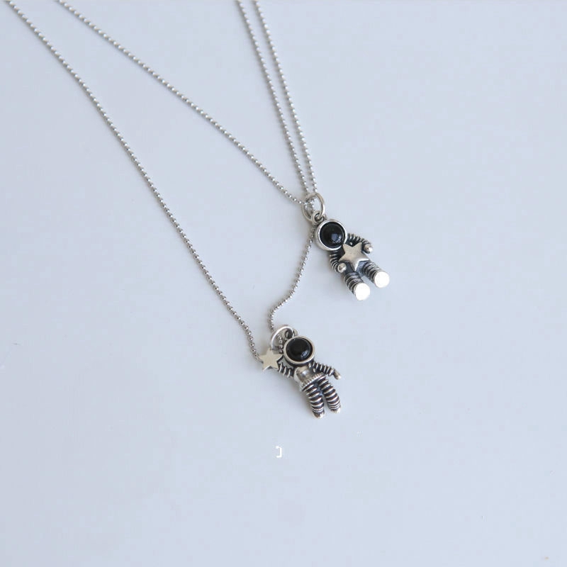 Dây chuyền mặt họa tiết phi hành gia phong cách Hàn Quốc đáng yêu