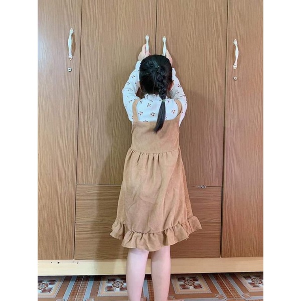 Váy Yếm nhung tăm siêu sịn mùa đông cho bé