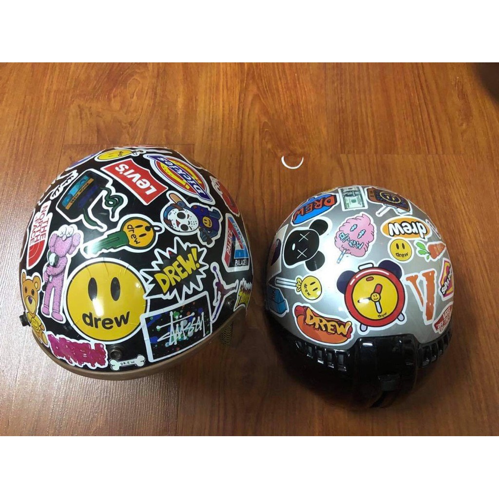 Sticker dán hoạt hình nhiều mẫu chống nước sticker dán mũ bảo hiểm vali laptop cực xinh - Mẫu Drew - M009