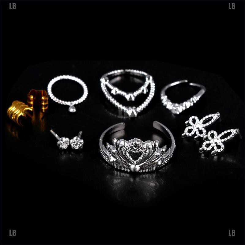 Set 10 Vòng Tay / Vòng Cổ / Dây Chuyền Hình Vương Miện Bằng Nhựa Màu Bạc Cho Búp Bê 10