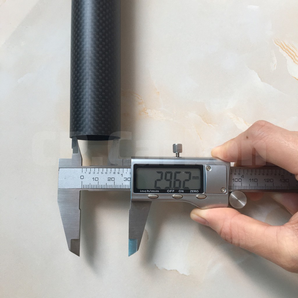Ống carbon 3K rỗng  đường kính ngoài 32mm, đường kính trong 30mm