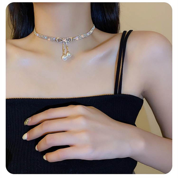Vòng Cổ choker Thời Trang Hàn Quốc Cao Cấp Đính Kim Cương Giả &amp; Ngọc Trai Hình