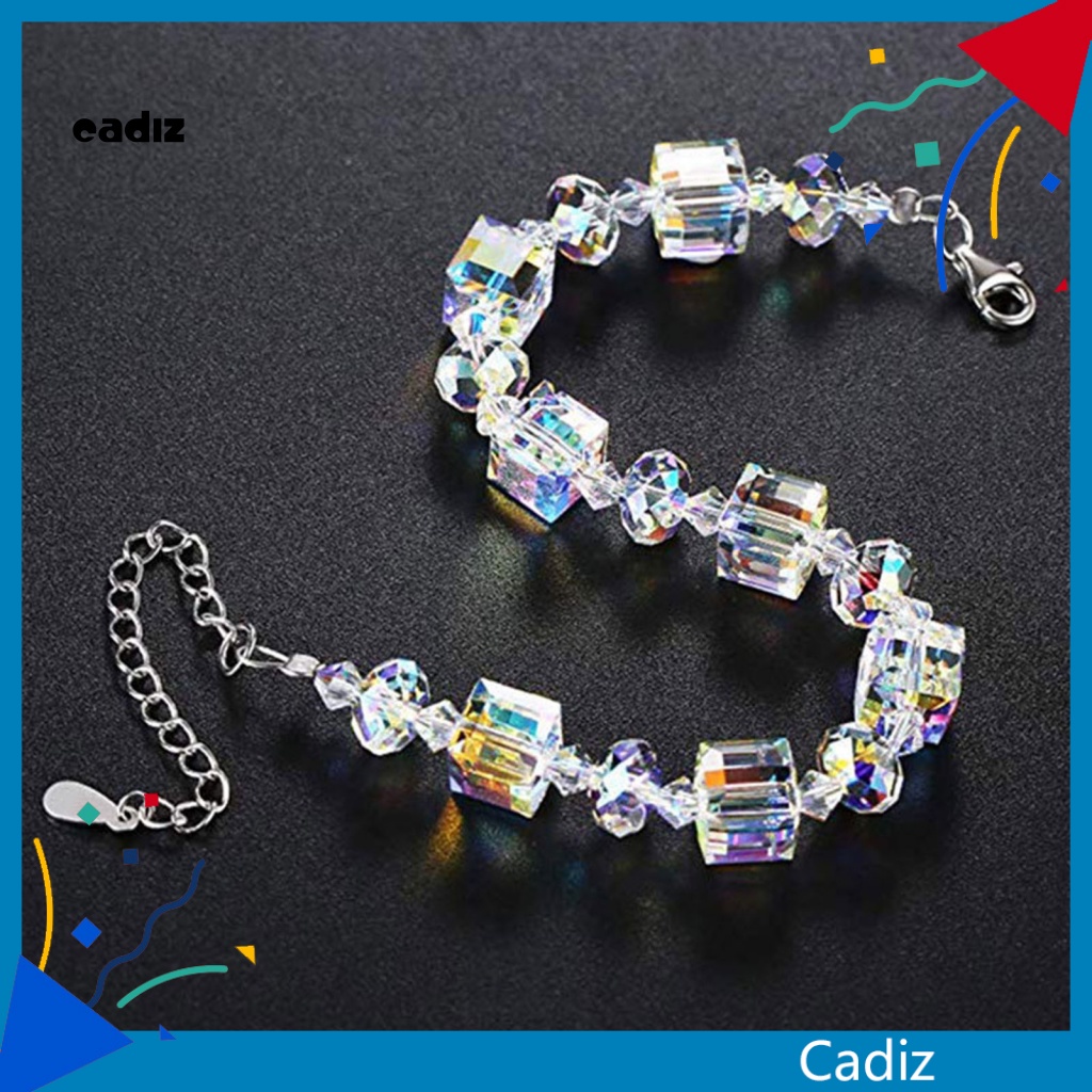 Vòng Tay Đính Hạt Đá Cad Sang Trọng Thân Thiện Với Môi Trường