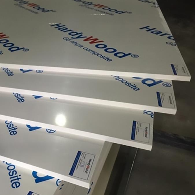 Tấm bìa fomex trắng các loại kích thước làm mô hình trang trí