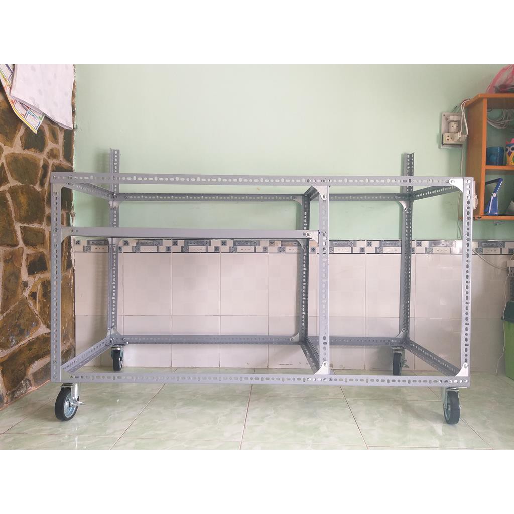 Cây 200cm-Sắt V Lỗ 4x4cm