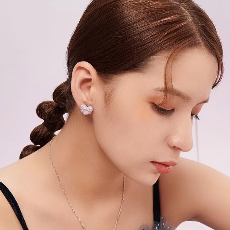 One Khuyên Tai Hình Nơ Đính Đá Xinh Xắn