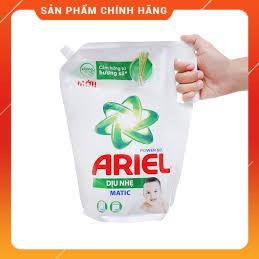 Nước Giặt Ariel Hương Sả (2.15Kg/Túi)
