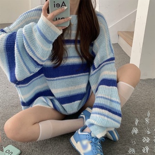 Áo len kẻ xanh dương
