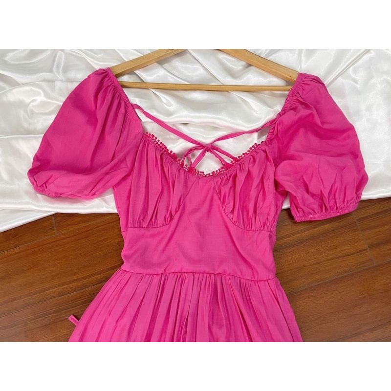 Đầm maxi hồng cánh tiên dáng dài 120cm hở lưng