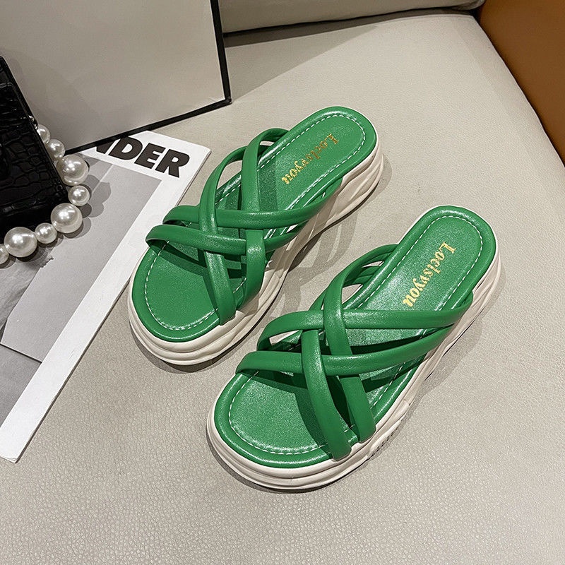 Sandal Đi Biển Đế Dày Thiết Kế Mới Kiểu Dáng Đơn Giản Thời Trang