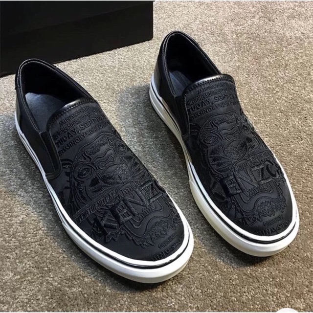 Giày slipon nam kenzoo thêu