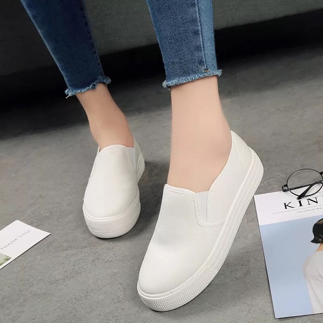 Slipon nữ giày vải nữ hai màu đen trắng | BigBuy360 - bigbuy360.vn