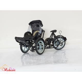 Xích lô lưu niệm - Màu Đỏ/Đen (23cm x 15cm x 9cm)