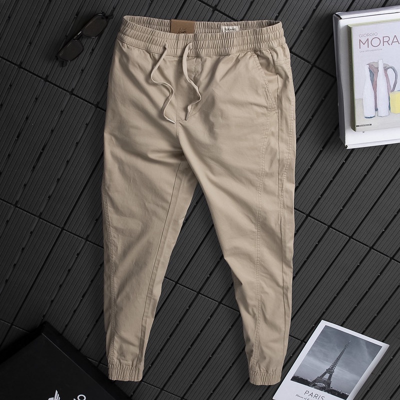 Quần kaki jogger nam TORANO, form chuẩn, bên màu, can bổ DABK081