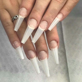 móng típ nối nhọn dài và thang