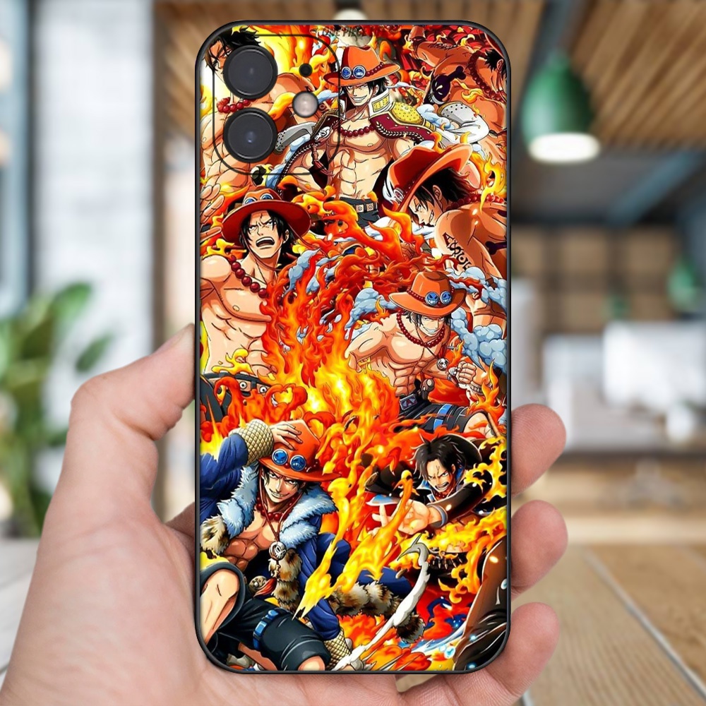 Ốp lưng iPhone 12 dẻo đen cạnh vuông in hình Ace One Piece