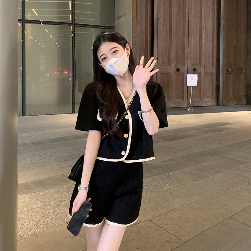 Bộ Áo Cardigan Ngắn Tay + Quần Short Xinh Xắn Dành Cho Nữ  tao bao